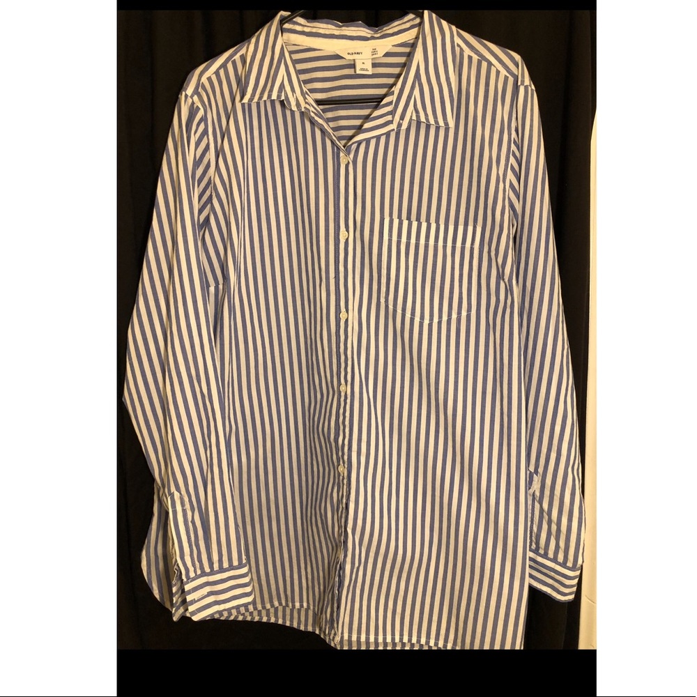 NWOT button up tunic